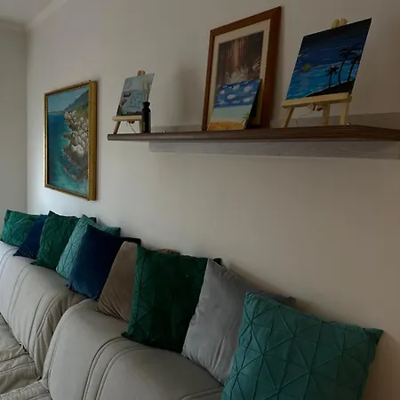 Bliss Daire Lezhë